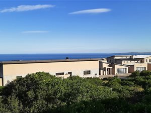 350 m² Land available in Dana Bay