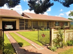 4 Bed House in Cleland
