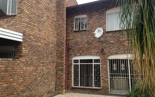 3 Bedroom Apartment in Brackendowns