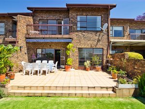 4 Bedroom Duplex in Bedford Park