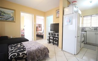 2 Bedroom Apartment in Sharonlea