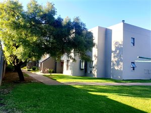3 Bed Townhouse in Marais Steyn Park
