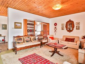 5 Bed House in Simonswyk