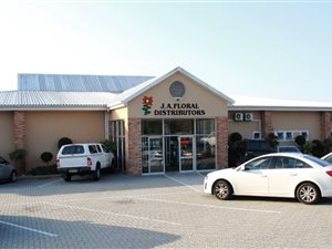 1600 m² Commercial space in Fairview