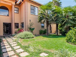 7 Bed House in Brentwood