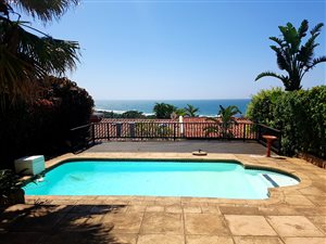5 Bed Duplex in Zinkwazi Beach