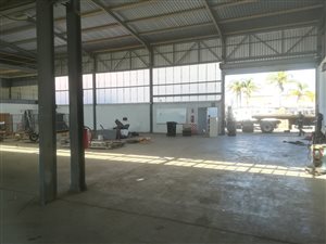 1350 m² Commercial space in Rosslyn