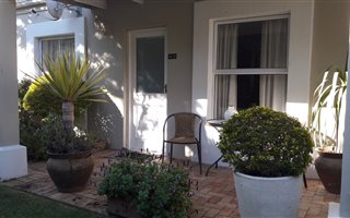 1 Bedroom Apartment in Van Riebeeckshof