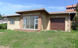 3 Bedroom House in Umhlatuzana