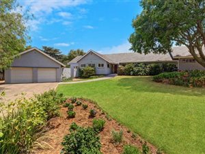 5 Bed House in Bryanston