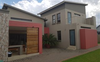 3 Bedroom House in Midlands Estate