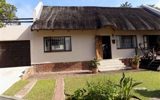3 Bedroom Simplex in Southport