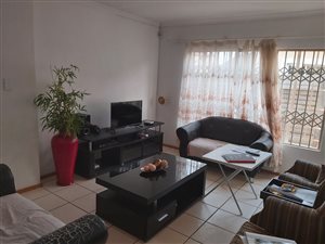 3 Bed House in Rosslyn