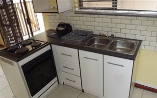 2 Bedroom Garden Cottage in Wierda Park