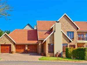 4 Bed House in Boardwalk