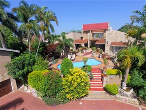 11 Bed House in Amanzimtoti