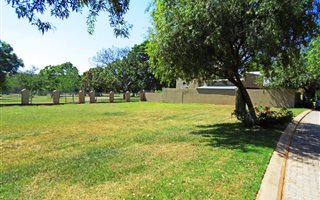 566 m² Land available in Cullinan