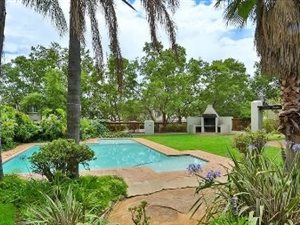 2 Bed Apartment in Bloubosrand