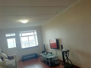 2 Bed Flat in Morningside