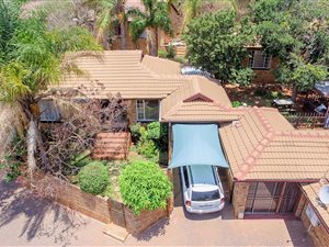 3 Bedroom Townhouse in Safari Gardens