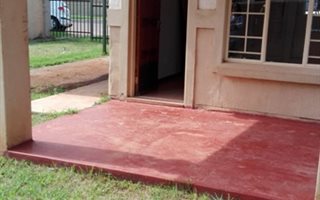 2 Bedroom Townhouse in Bronkhorstspruit