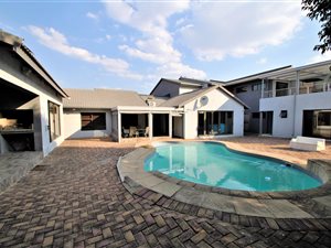 4 Bed House in Mayfield Park