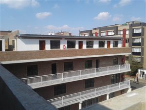 2 Bed Flat in Yeoville