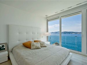 1.5 Bedroom Flat in Isipingo Beach