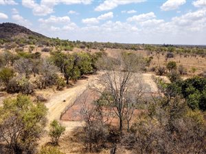 65 ha Farm in Kameelfontein and surrounds