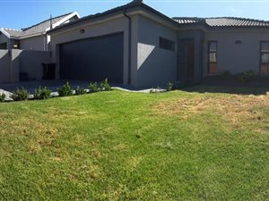 3 Bedroom House in Parklands North