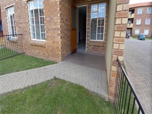 2 Bed House in Comet