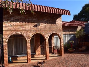 4.4 ha Smallholding in Rustenburg