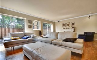 3 Bedroom Townhouse in Melrose