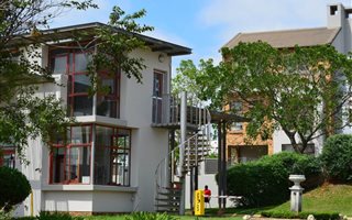 2 Bedroom Apartment in Midridge Park