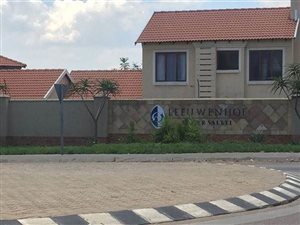 2 Bed Apartment in Silver Lakes