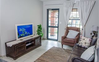 2 Bedroom House in Montana Gardens
