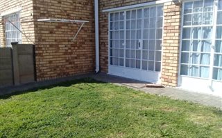 2 Bedroom Townhouse in Wilgehof