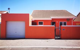 3 Bedroom House in Pelikan Park