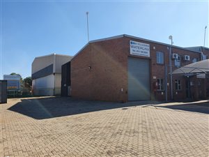 200 m² Industrial space in Alrode