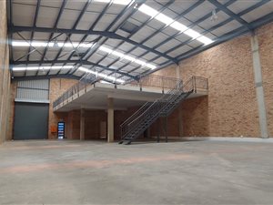 657 m² Industrial space in Ormonde