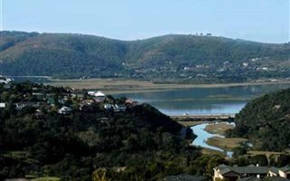 675 m² Land available in Eastford Glen