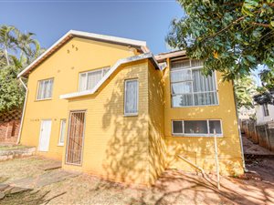 4 Bed House in Springfield Park