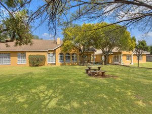 4 Bed House in Gallo Manor