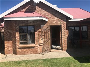 2 Bed House in De Beers