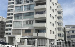 Studio Apartment in Mouille Point