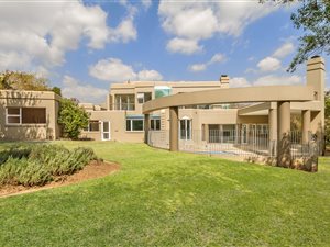 4 Bed House in Dainfern