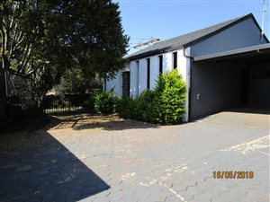3 Bed House in Highveld