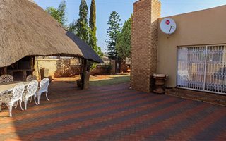 3 Bedroom House in Chantelle