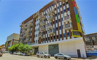 Loft in City & Suburban (Maboneng)