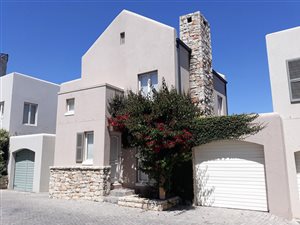 3 Bedroom Townhouse in Nooitgedacht Estate